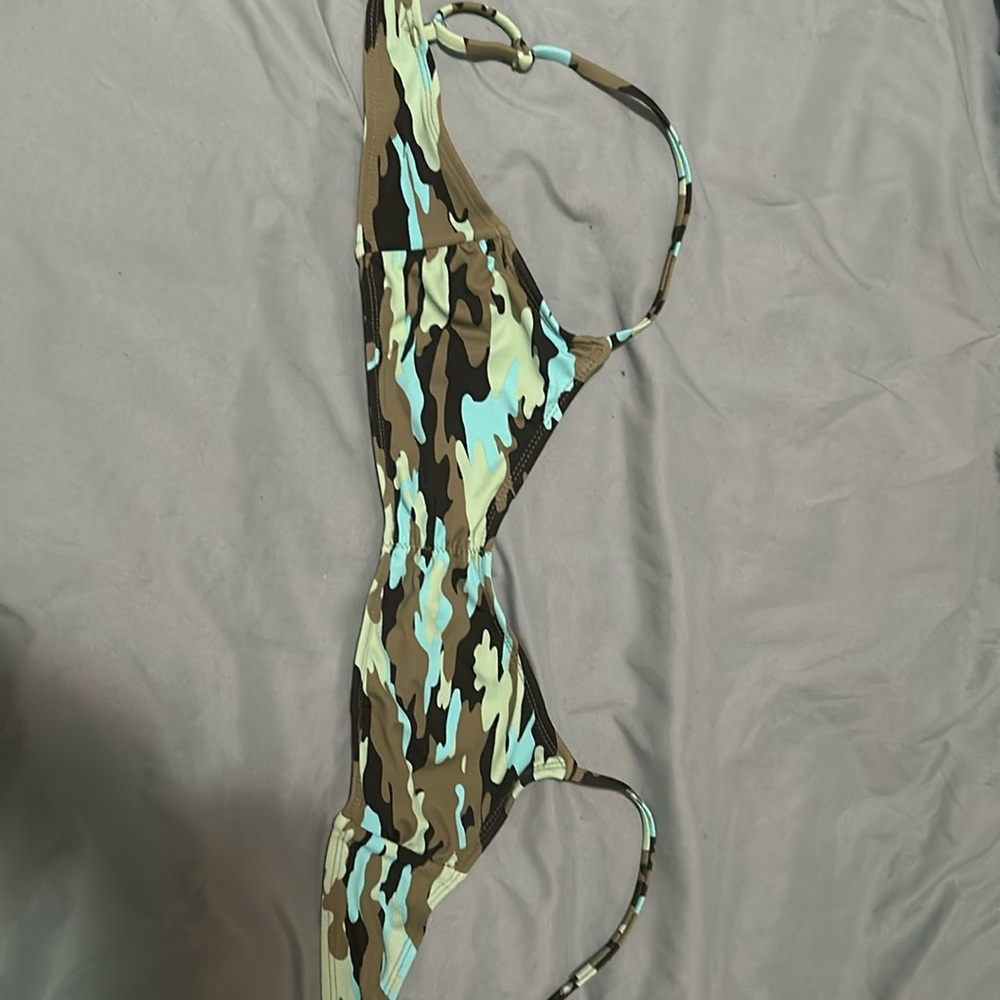 Bathing suit top size medium from urban planet